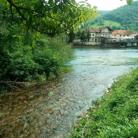 Beganovic 아파트 *